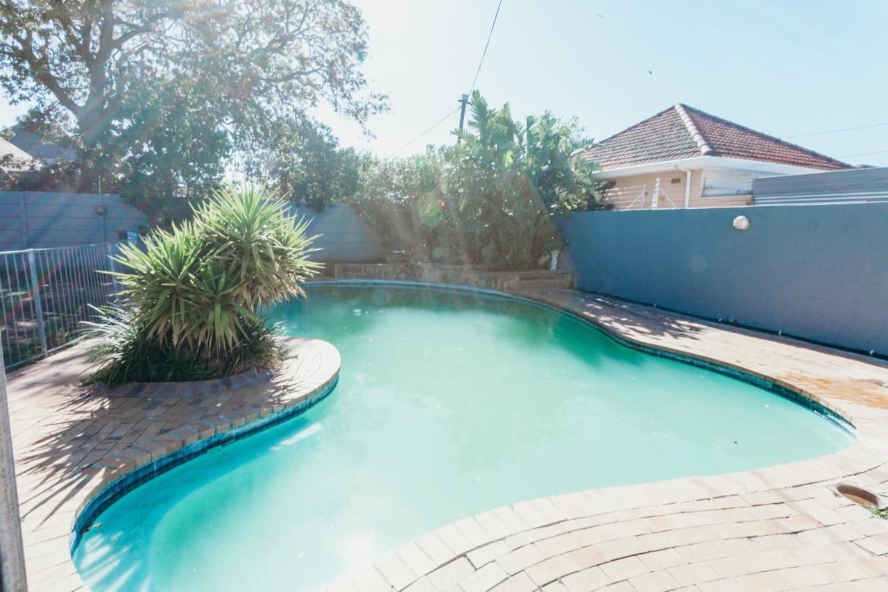 Muxima Guest house 2*
